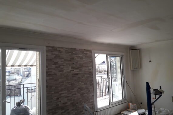 Rénovation intérieur, rénover ses plafonds, rénovation de plafond, peintre, plafond suspendu, placo platre, ba13, plaquiste